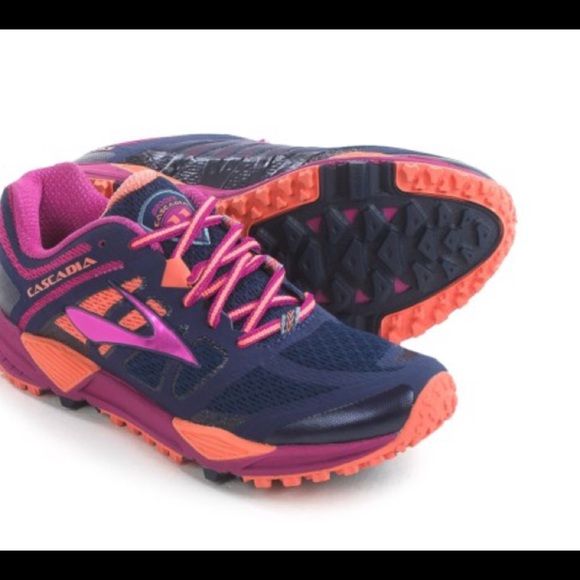 brooks cascadia 2 womens silver